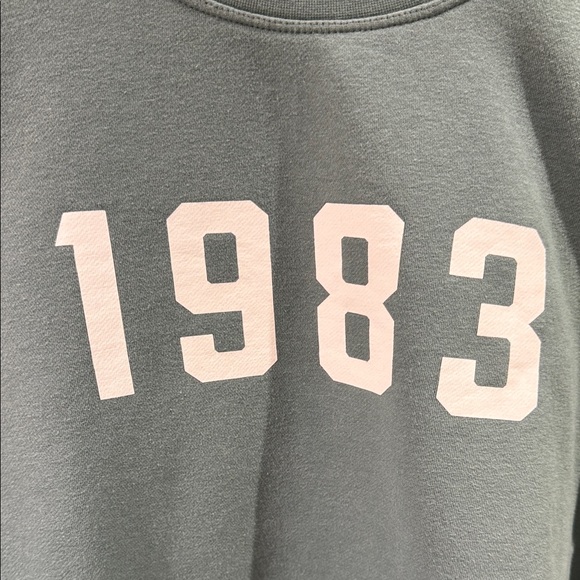 J. Crew Sage Green 1983 Women's Crew Neck Sweater - Picture 2 of 8